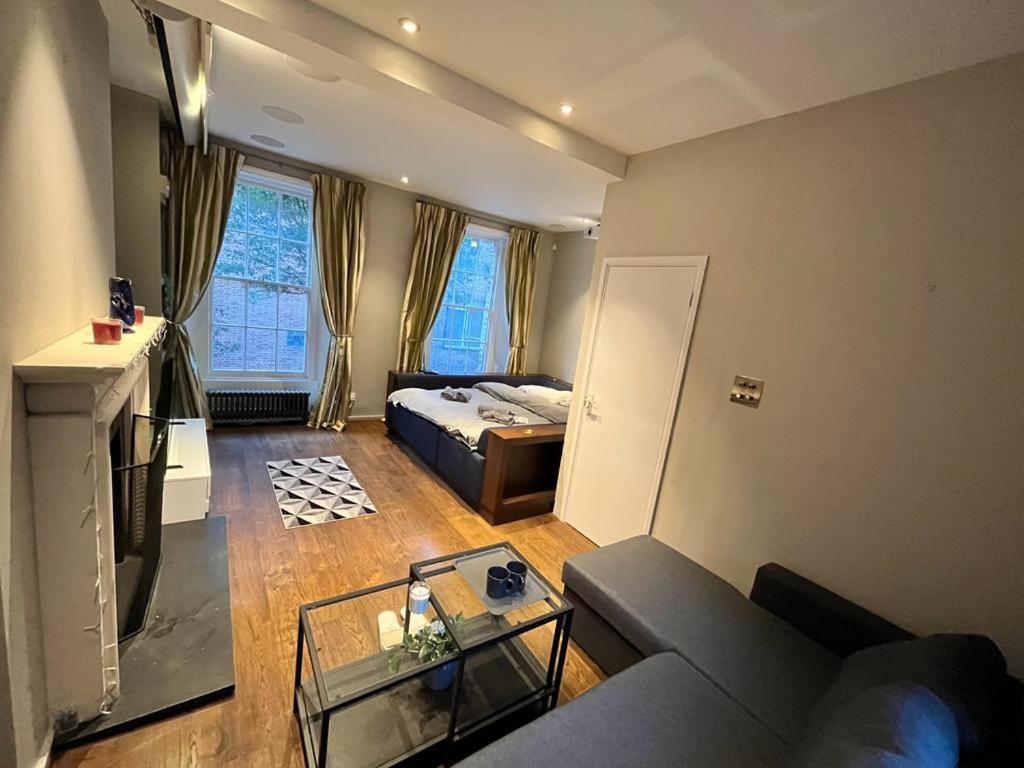 4 Floor Apartment In Covent Garden Londra Dış mekan fotoğraf